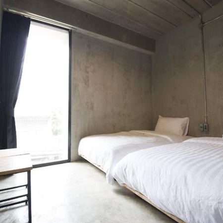 מלון צ'יאנג מאי B Arch House מראה חיצוני תמונה