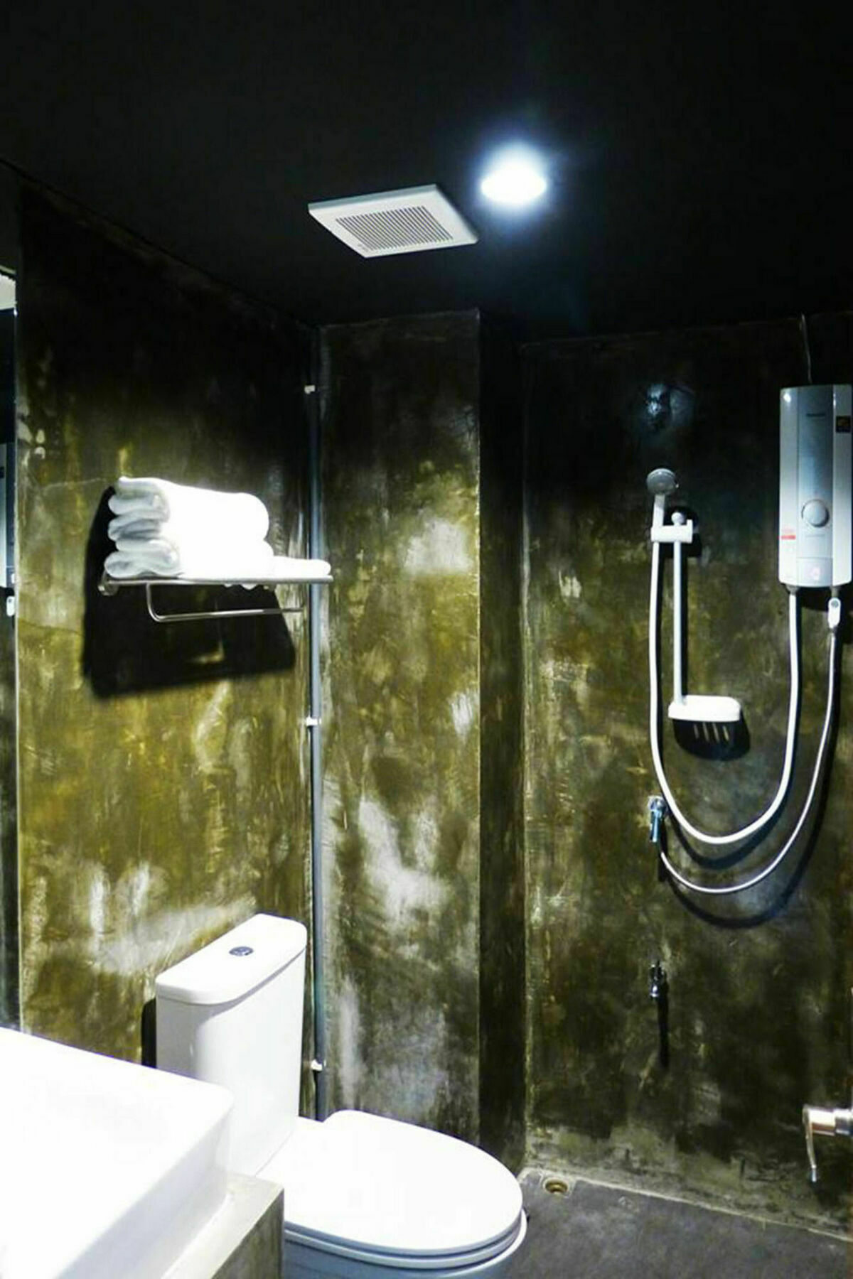מלון צ'יאנג מאי B Arch House מראה חיצוני תמונה